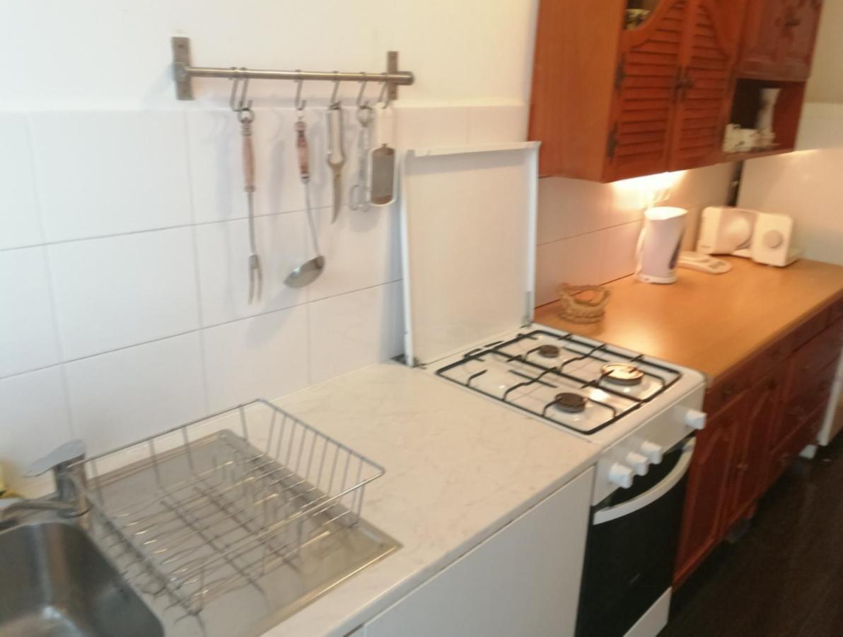 Vizaknai Apartmanhaz Székesfehérvár Exteriör bild